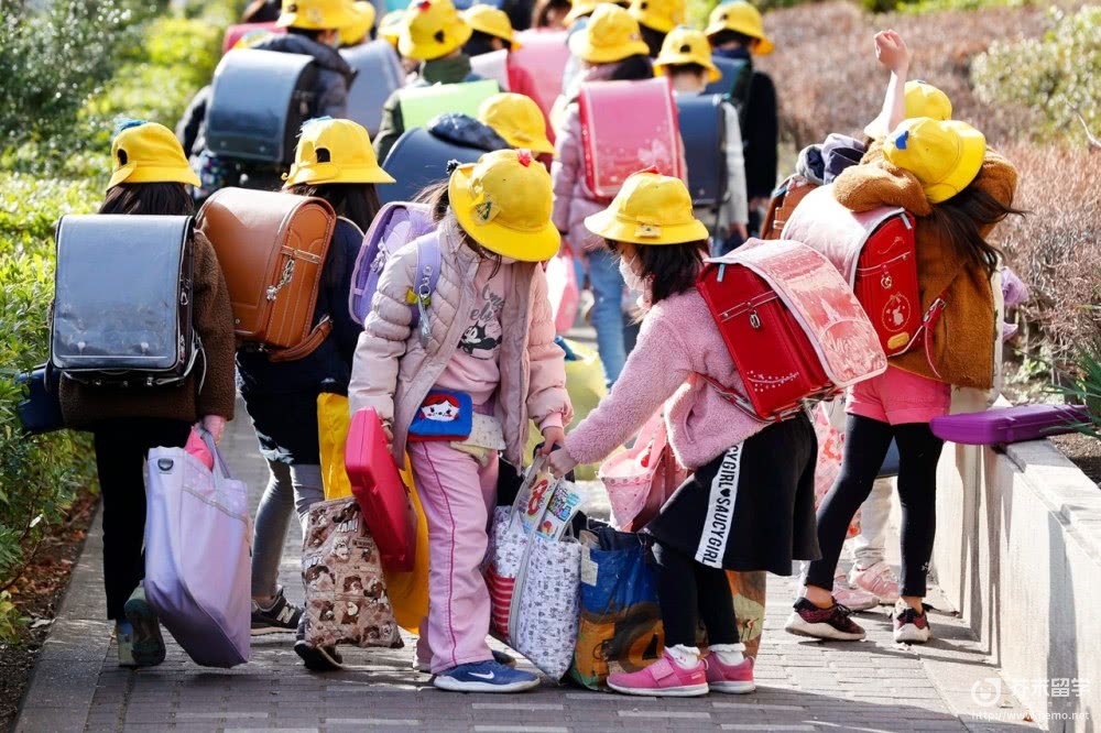 新冠疫情冲击下的日本:确诊逼近千例,多地停课,赛事受影响