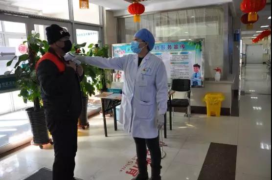 青年路街道人大代表在疫情防控关键期各展担当举措多