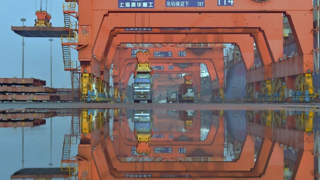 全球疫情致世界经济衰退，我国外部经济环境恶化压力增大