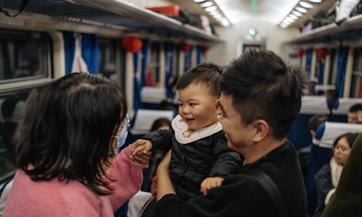 北京西到山西大涧的6437次列车:载着游子归,一路尽是情