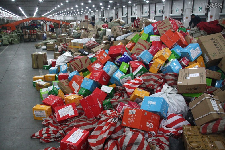 春节临近想网购年货?多家快递公司表示不停运