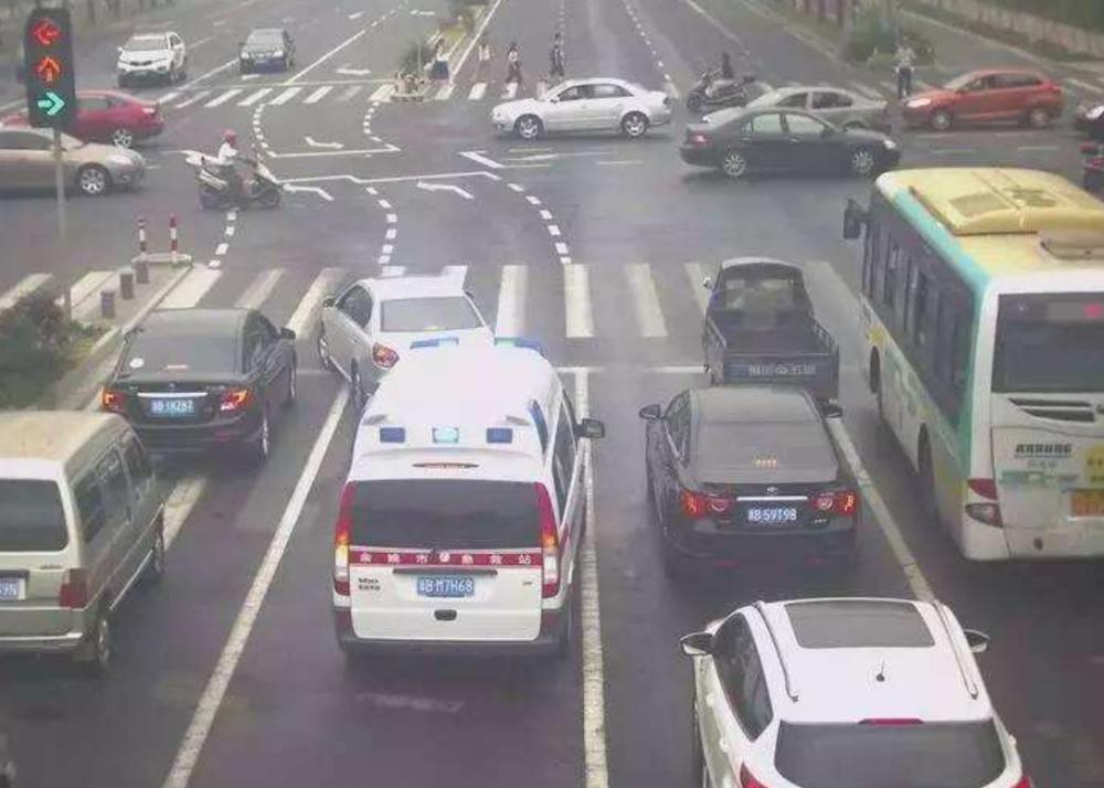 盘点可免费撤销的违章,新手司机必看!避开违章罚款陷阱