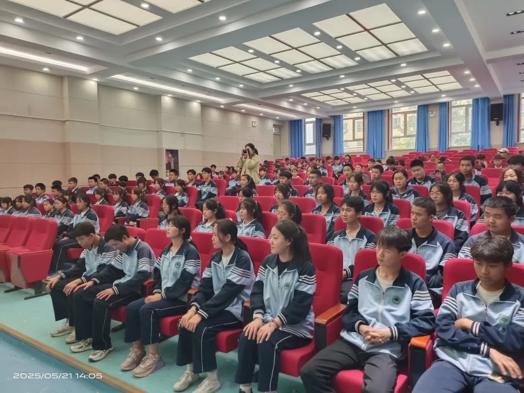 西宁团市委开展中高考减压心理辅导,助4000余考生从容应考