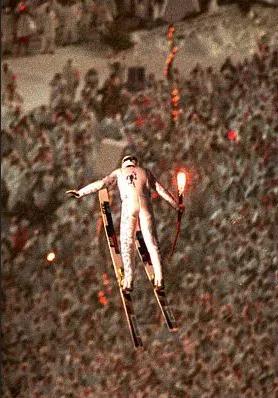 回眸冬奥会难忘点火瞬间,感受奥运梦想与激情