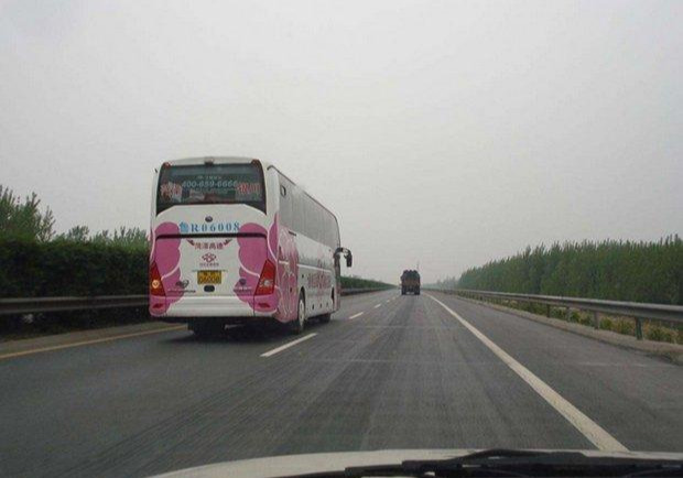 新手第一次上高速要注意啥?这些高速驾驶技巧请牢记