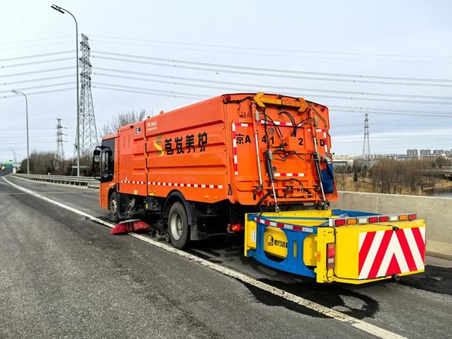 春节前夕北京高速养护全方位监控，多举措护航春运回家路