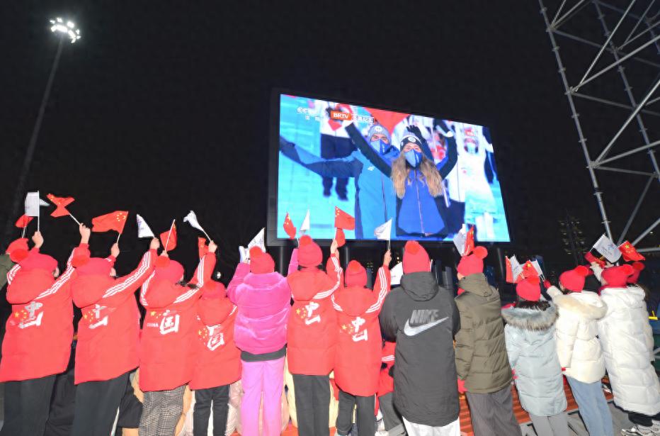 延庆启用5G+8K视听小站，市民畅享冬奥会赛事直播与VR体验