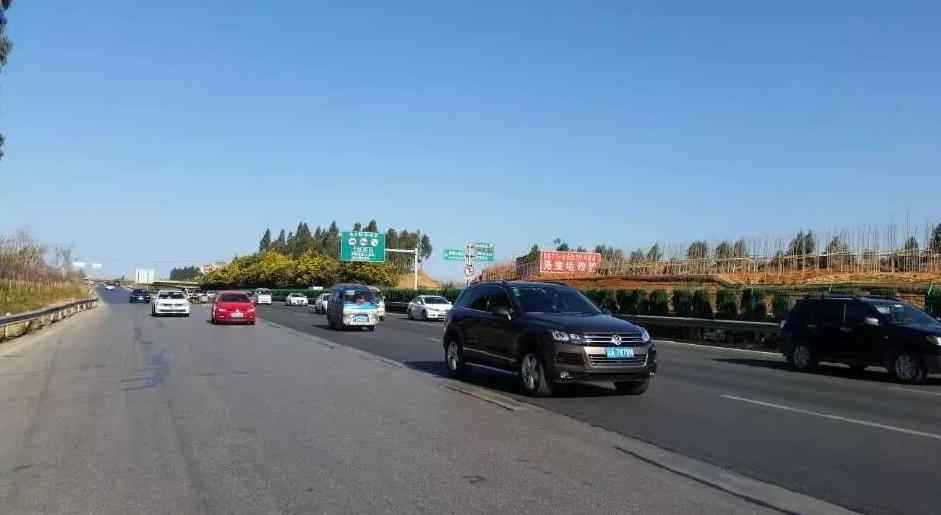 高速行车注意啥?马鬃山高速大队民警总结七条事项