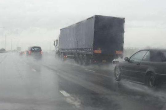 高速行车注意啥?马鬃山高速大队民警总结七条事项