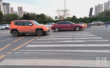 车子饱和停车位难供，违章停车处罚规定及处理流程全知道