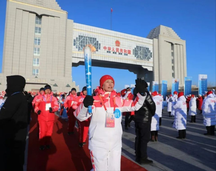 2024 年冬运会火炬在呼伦贝尔传递,展城市魅力迎盛会