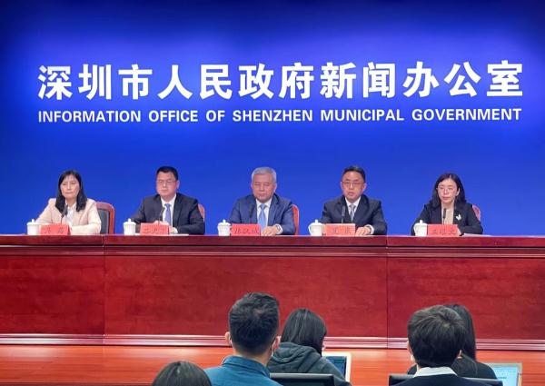 深圳疫情溯源：境外物品接触致本土感染，毒株同源不同源